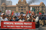 Karachi Municipal Workers Announce Protest Against Delayed Pay